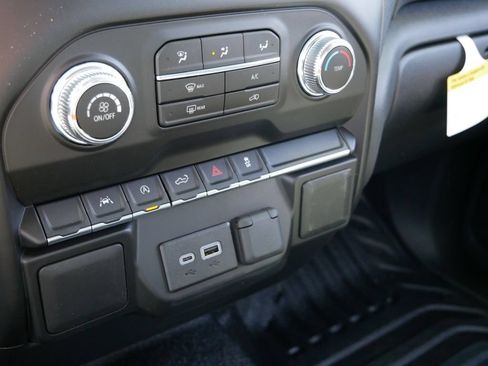 New 2026 GMC Sierra 1500 Pro w/ Pro Value Package AWD/4WD image 14
