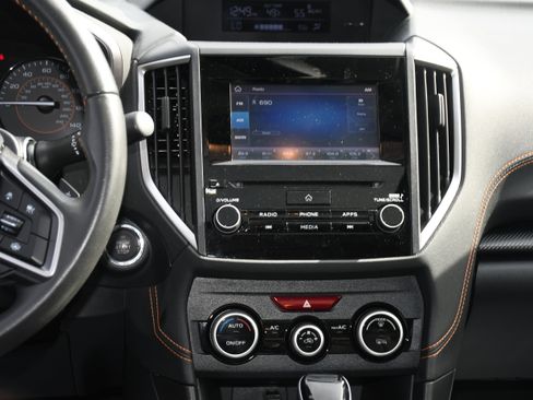 Used 2023 Subaru Crosstrek 2.0i Premium image 17