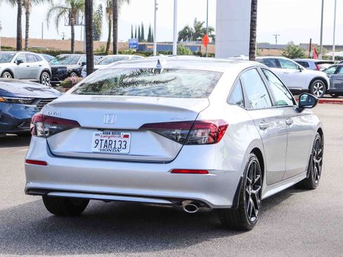 Certified 2025 Honda Civic Sport image 8