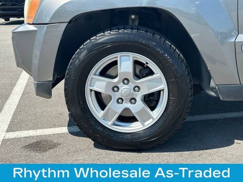 Used 2007 Jeep Grand Cherokee Laredo RWD image 10
