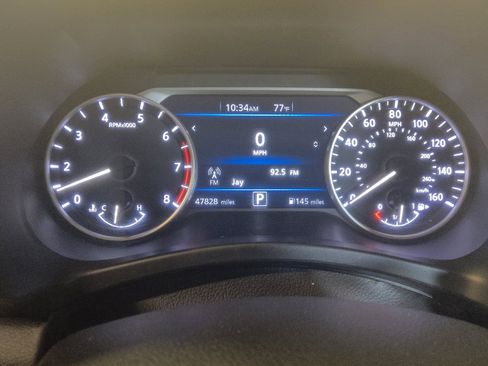 Used 2024 Nissan Sentra SV FWD image 23