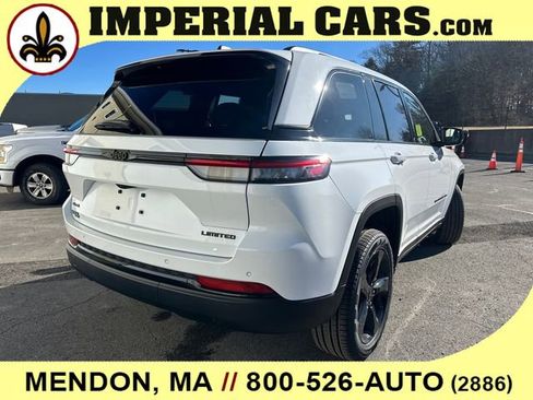New 2025 Jeep Grand Cherokee Limited w/ Black Appearance Package AWD/4WD image 15