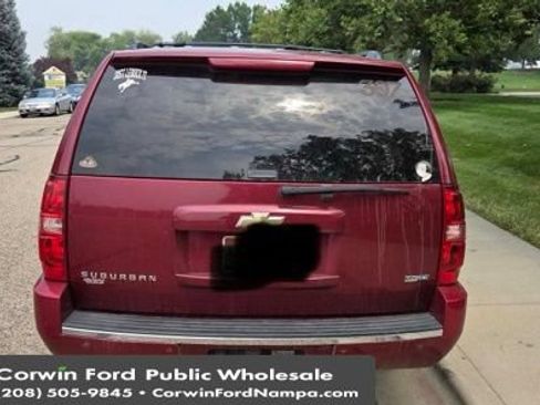 Used 2009 Chevrolet Suburban LTZ AWD/4WD image 4