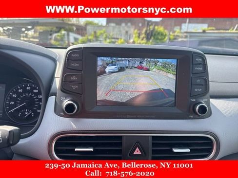 Used 2021 Hyundai Kona Limited AWD/4WD image 42