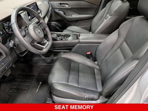 Used 2021 Nissan Rogue SL FWD image 12