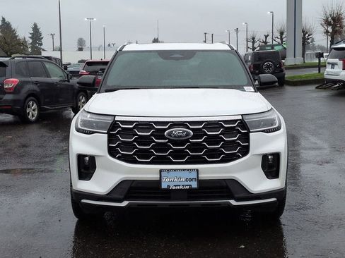 New 2026 Ford Explorer Platinum w/ LUX Leather Package image 8