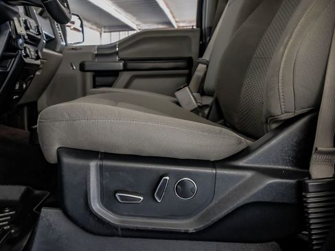 Used 2016 Ford F150 XLT w/ Equipment Group 302A Luxury image 30