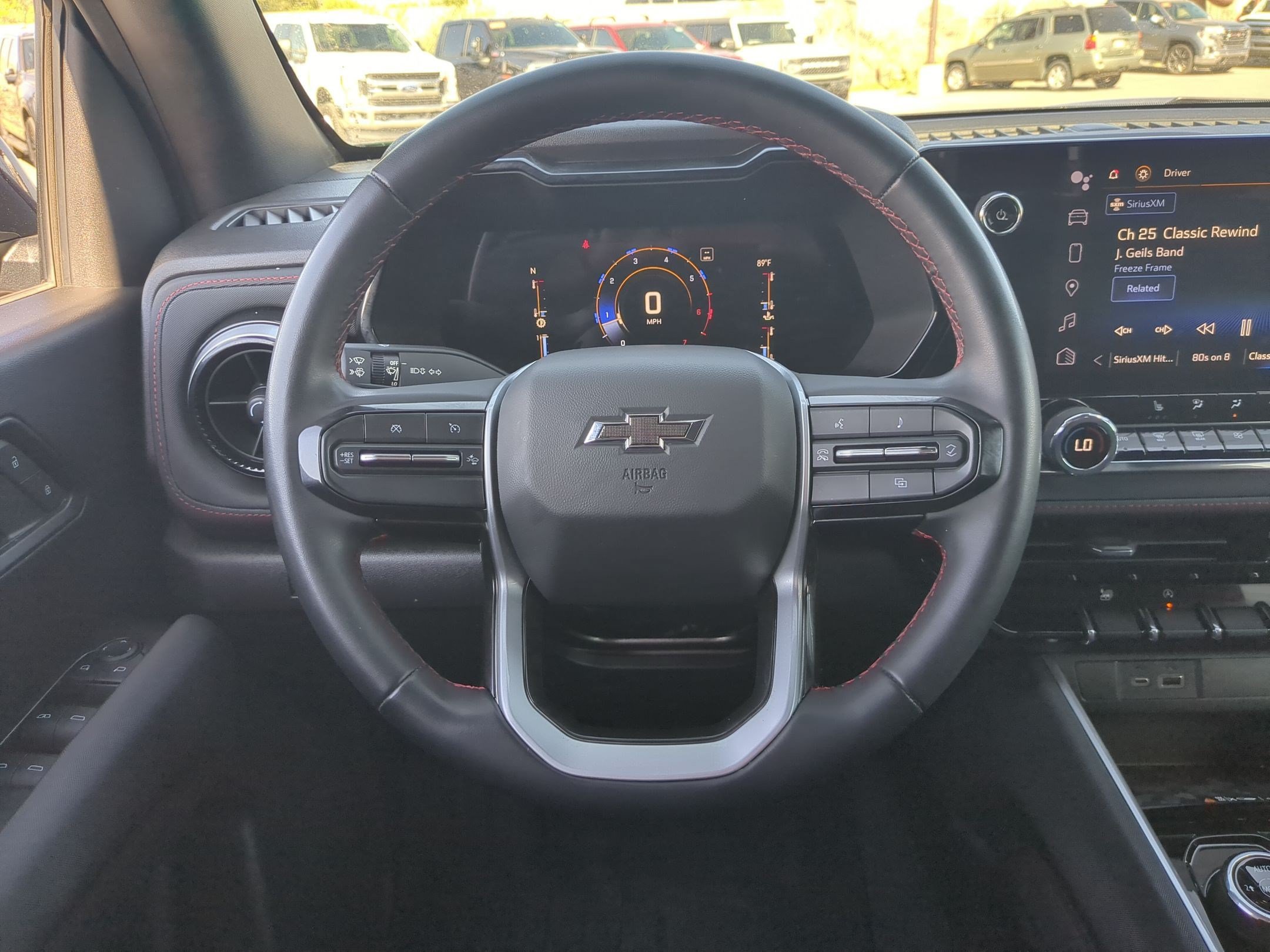 Used 2023 Chevrolet Colorado Z71 w/ Z71 Convenience Package 2 AWD/4WD image 16