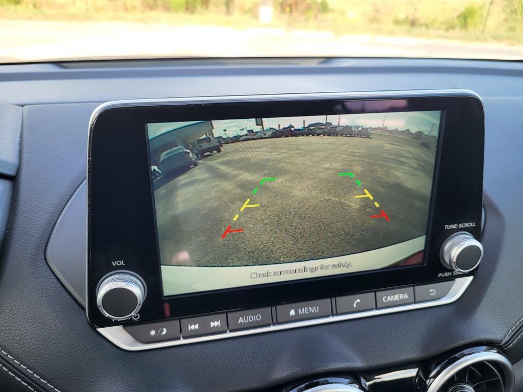 Used 2024 Nissan Sentra SV FWD image 16