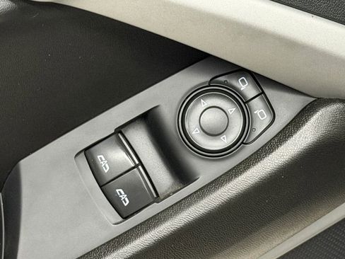 Used 2022 Chevrolet Camaro LT RWD image 19