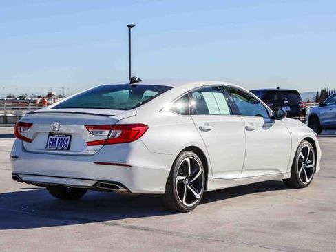 Used 2022 Honda Accord Sport image 8