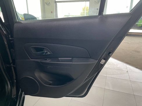 Used 2016 Chevrolet Cruze LT image 21