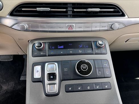 Used 2020 Hyundai Palisade Limited FWD image 32