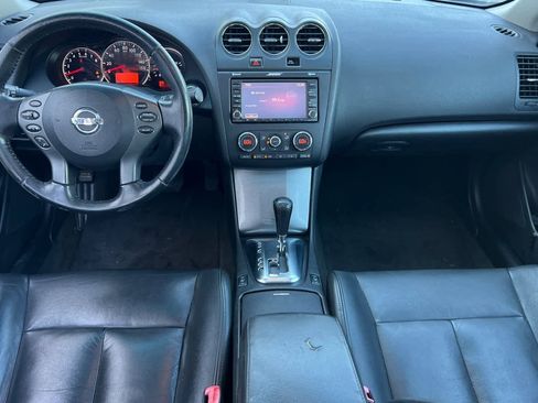 Used 2012 Nissan Altima 3.5 SR w/ Sport Pkg image 4