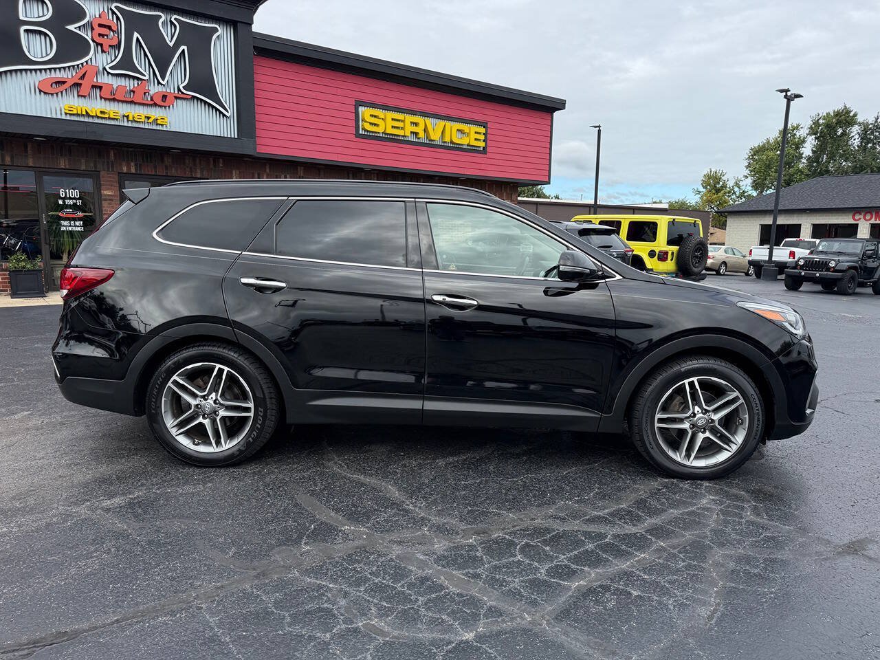 Used 2017 Hyundai Santa Fe FWD image 8