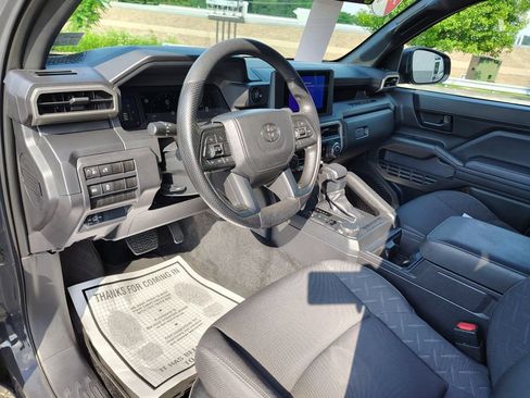 Certified 2024 Toyota Tacoma SR w/ SR Upgrade Package AWD/4WD image 14