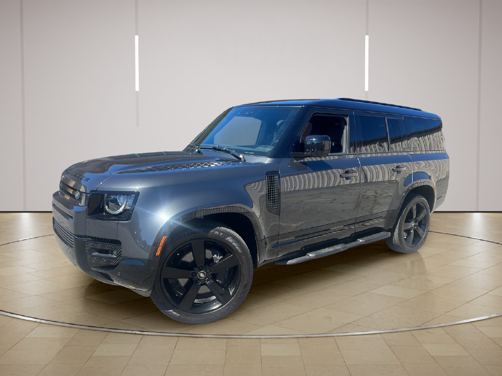 Used 2025 Land Rover Defender 130 X-Dynamic SE AWD/4WD image 1