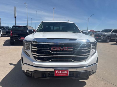 Used 2025 GMC Sierra 1500 SLT w/ SLT Premium Plus Package AWD/4WD image 11