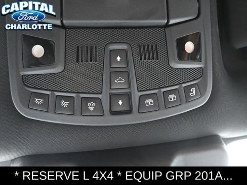 Used 2024 Lincoln Navigator L Reserve AWD/4WD image 18