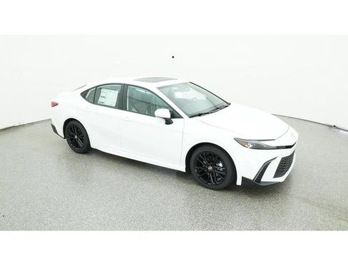 Used 2025 Toyota Camry SE w/ Multimedia Upgrade Package FWD image 16