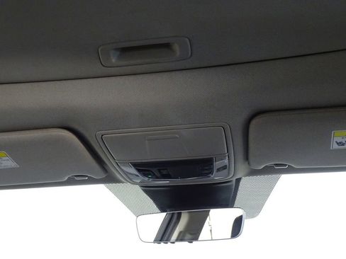 Used 2021 Acura TLX Advance image 32