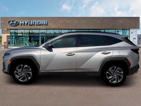 New 2026 Hyundai Tucson Limited image 3