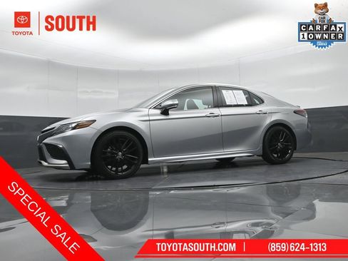 Used 2024 Toyota Camry XSE FWD image 40