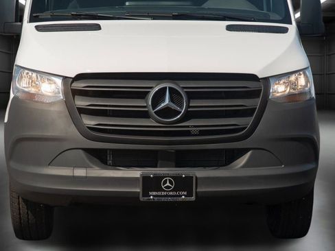 Used 2024 Mercedes-Benz Sprinter 144 Cargo image 13