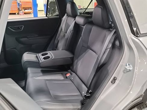 New 2026 Subaru Outback Limited AWD/4WD image 8