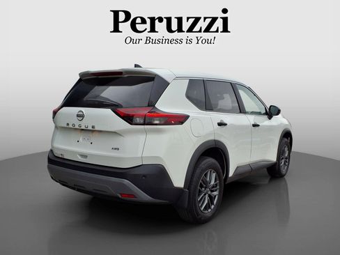 Certified 2023 Nissan Rogue S image 3