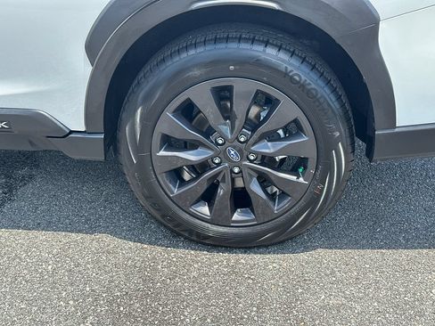 Used 2025 Subaru Outback Onyx Edition AWD/4WD image 19