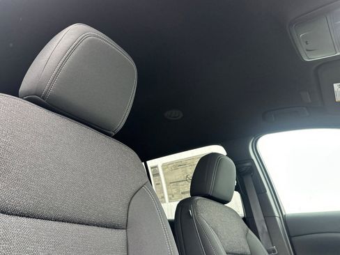 New 2025 Chevrolet Traverse LT w/ Enhanced Driving Package image 19