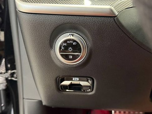 Certified 2024 Mercedes-Benz C 300 4MATIC Sedan image 22