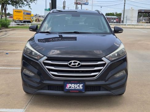 Used 2018 Hyundai Tucson SEL Plus FWD image 2