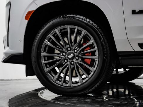 Used 2023 Cadillac Escalade V image 95