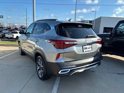 Used 2023 Kia Seltos EX
