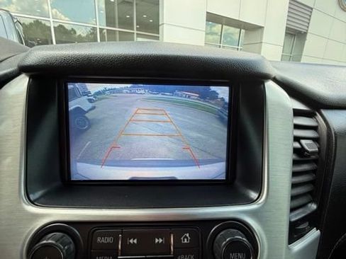 Used 2017 GMC Yukon SLT w/ Open Road Package RWD image 25