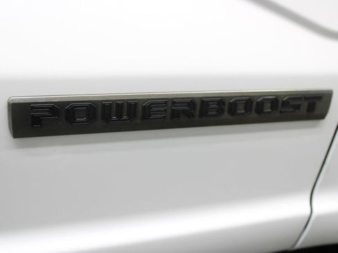 Used 2025 Ford F150 Platinum w/ FX4 Off-Road Package AWD/4WD image 66