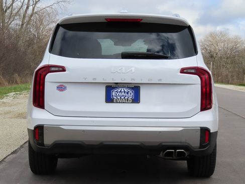 Used 2025 Kia Telluride S FWD image 17