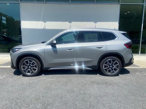 New 2026 BMW X1 xDrive28i w/ Technology Package AWD/4WD image 2