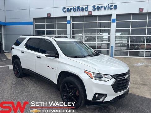 Used 2020 Chevrolet Traverse Premier w/ Redline Edition FWD image 7