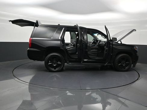 Used 2020 Chevrolet Tahoe LT w/ LT Midnight Edition RWD image 33