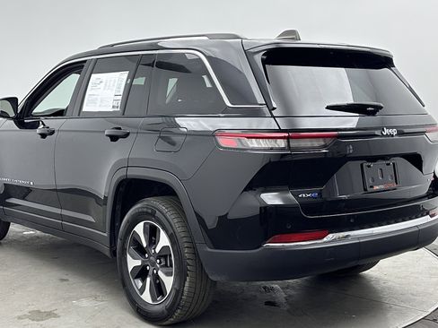 Used 2024 Jeep Grand Cherokee Limited 4xe AWD/4WD image 7
