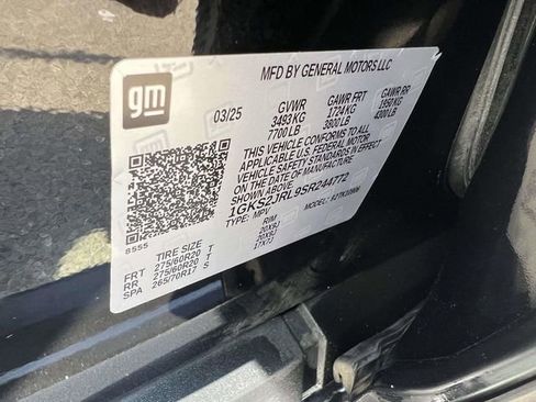 Certified 2025 GMC Yukon XL Denali AWD/4WD image 21