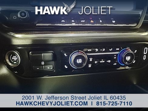 Used 2024 Chevrolet Silverado 1500 RST w/ Redline Edition AWD/4WD image 19