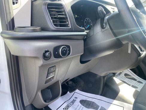 Used 2024 Ford Transit 250 Low Roof AWD w/ Exterior Upgrade Package image 12