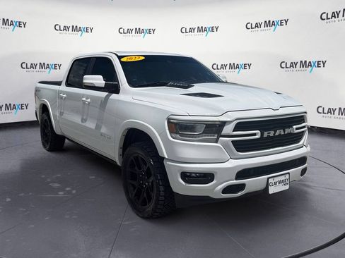 Used 2022 RAM 1500 Laramie AWD/4WD image 7