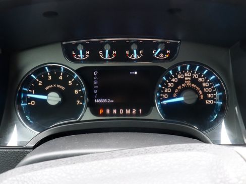 Used 2014 Ford F150 Platinum AWD/4WD image 32