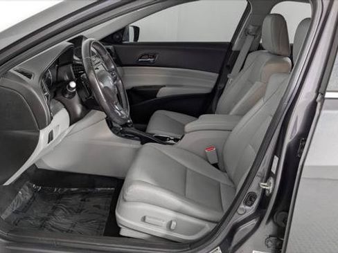 Used 2017 Acura ILX w/ Premium Package FWD image 14