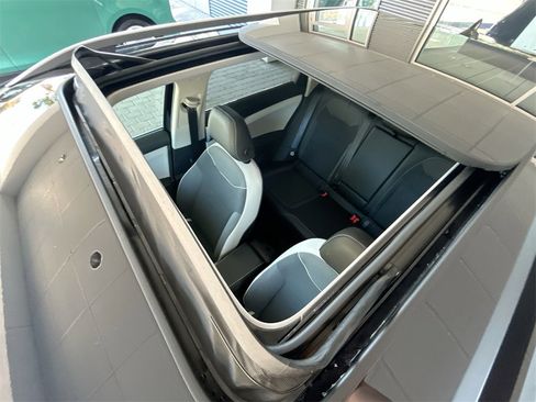 New 2026 Volkswagen Taos SE image 43